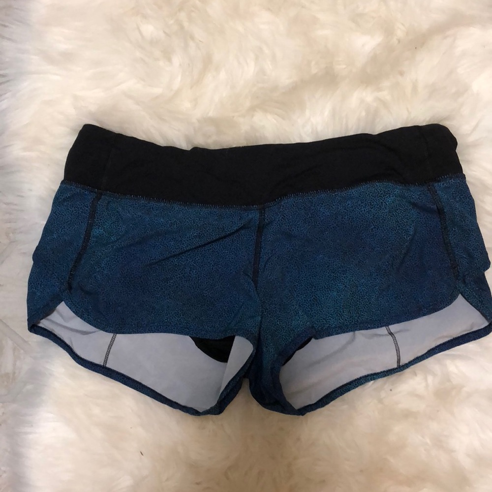 Lululemon shorts size 8